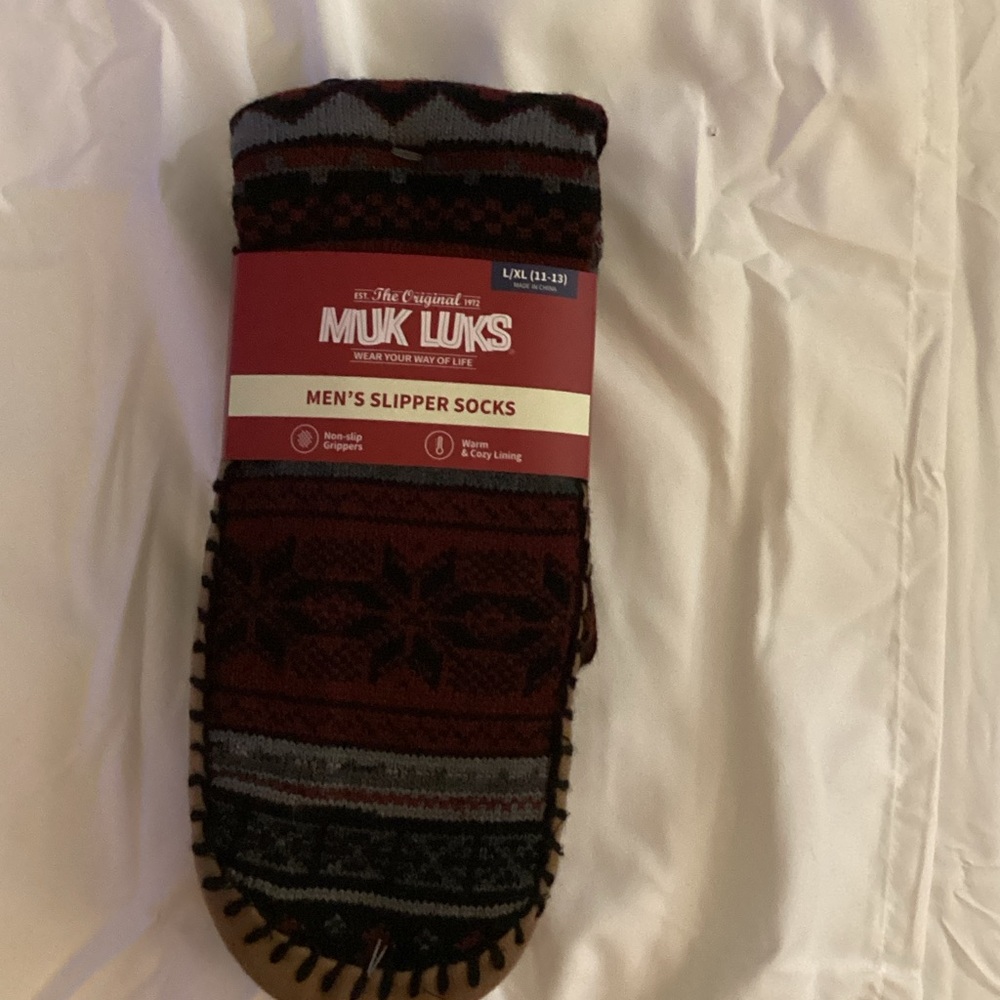 Muk Luks Men's Slipper Socks - Red and Black NWT